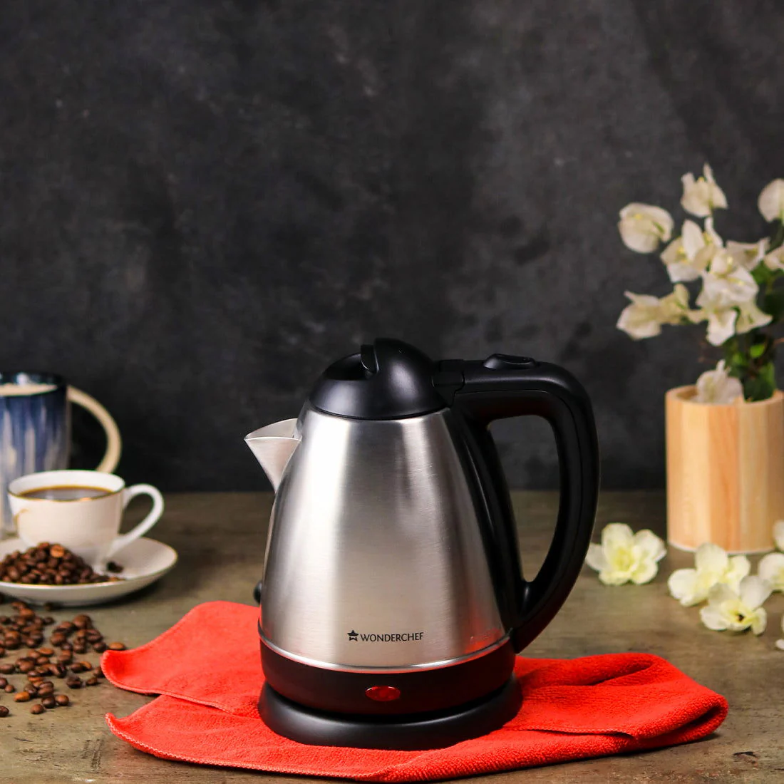 Prato Automatic Cordless Electric Kettle | 1.2L Capacity | 1000W | Built-in Metal Filter | 304 Stainless Steel Interior | Ergonomic Handle | 2 Year Warranty - Image 7